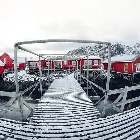 哈特维卡旅馆 山林小屋 *